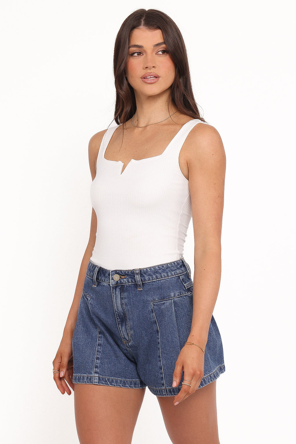 Petal and Pup USA BOTTOMS Abrand 94 Pleated Short - Bella