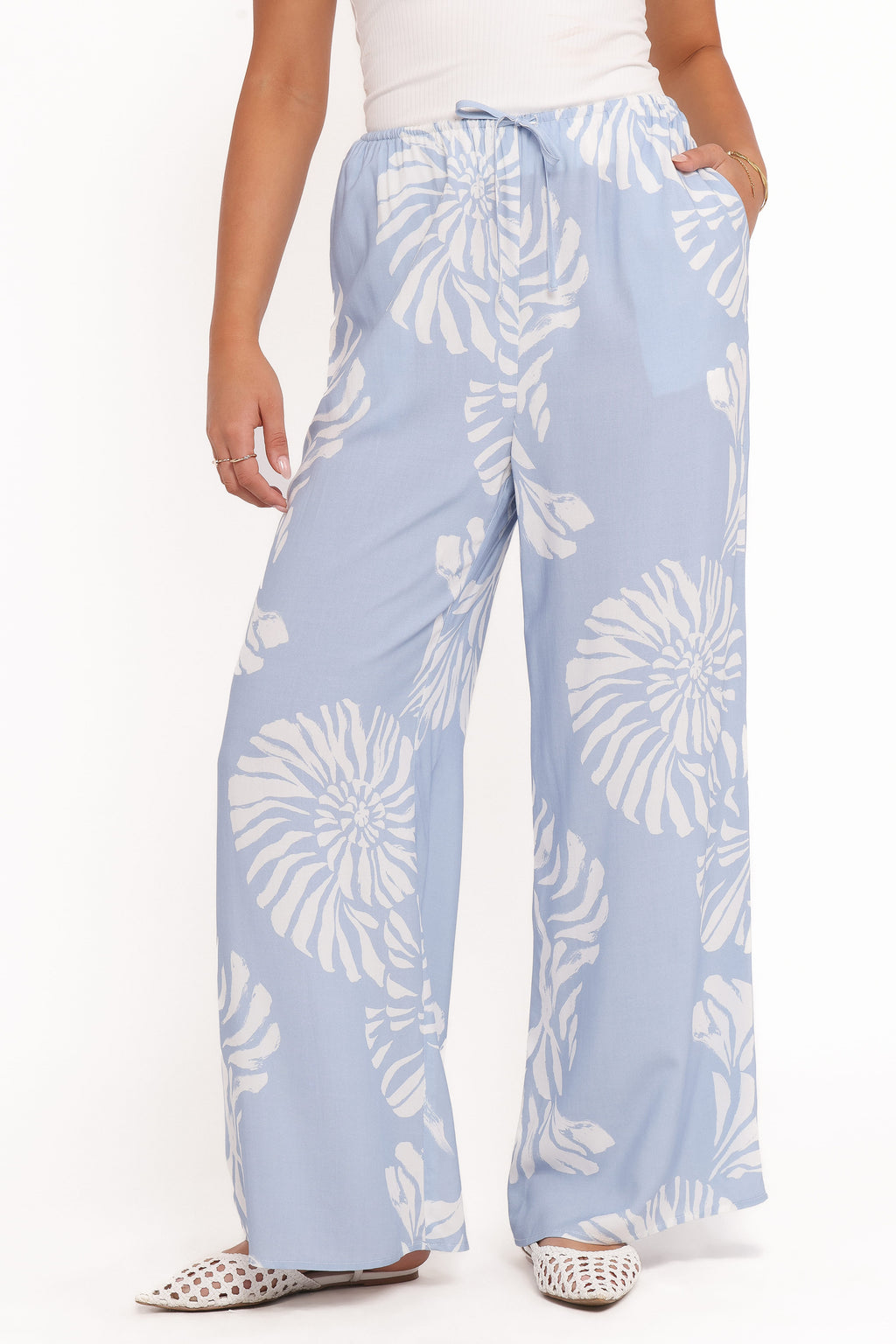 Petal and Pup USA BOTTOMS Sui Pants - Shell Print
