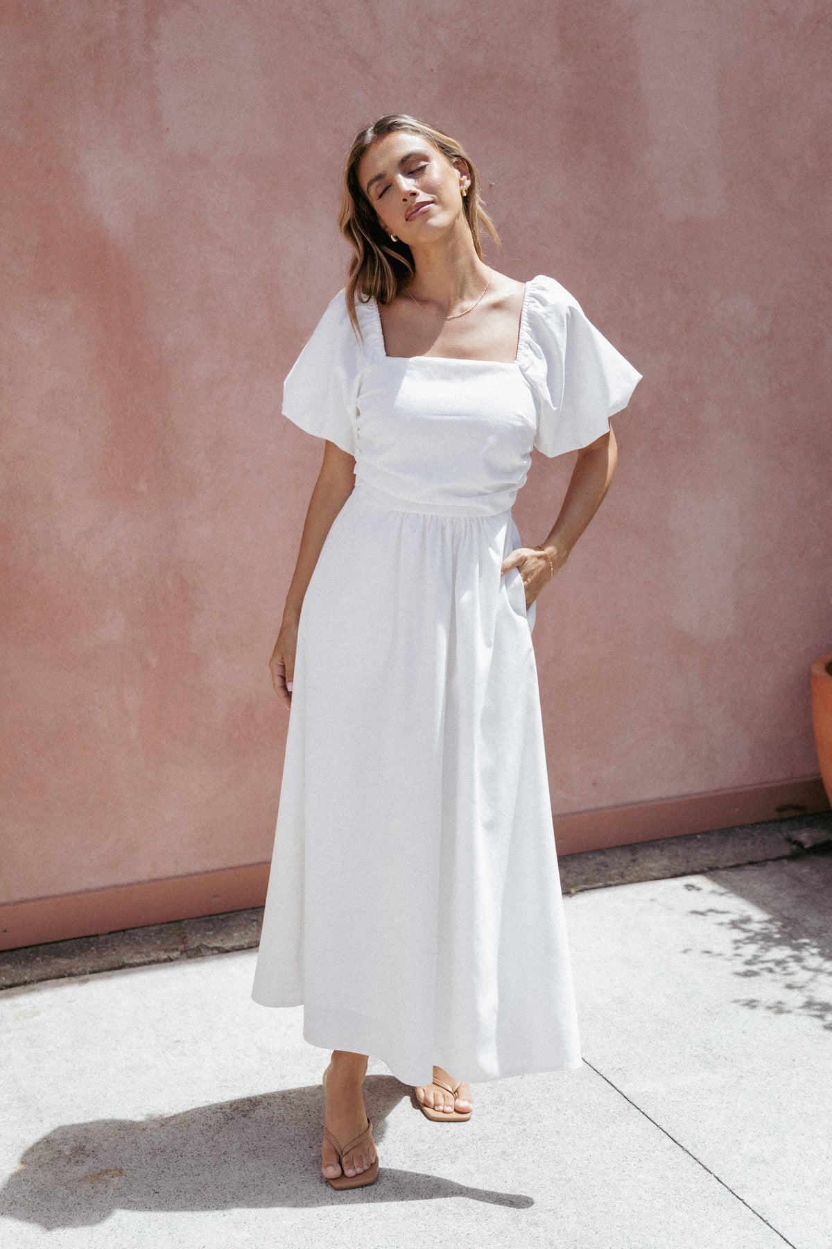 Petal and Pup USA DRESSES Clo Puff Sleeve Midi Dress - White