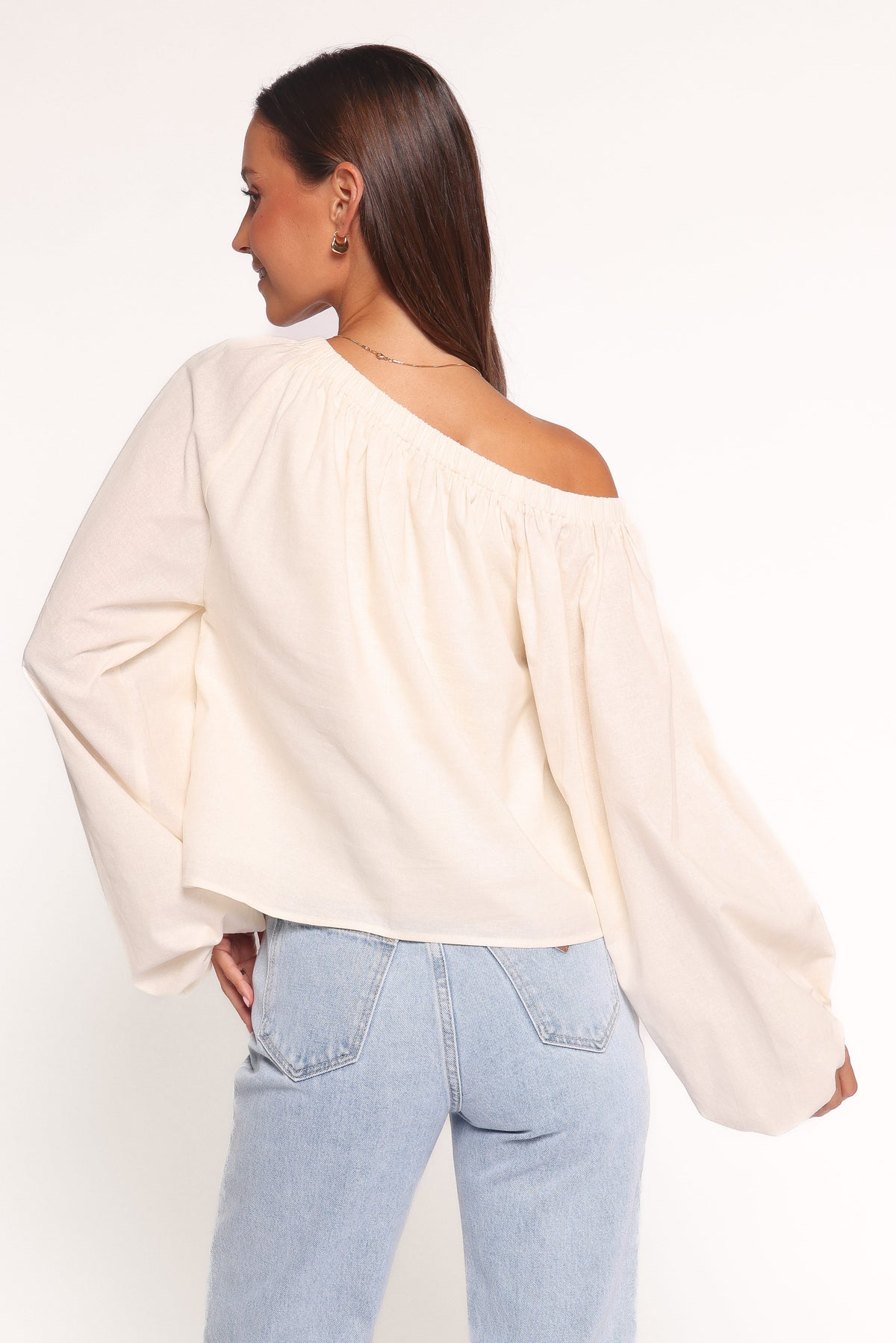 Petal and Pup USA TOPS Zion Off Shoulder Long Sleeve Top - Ivory (Hold for Rack)
